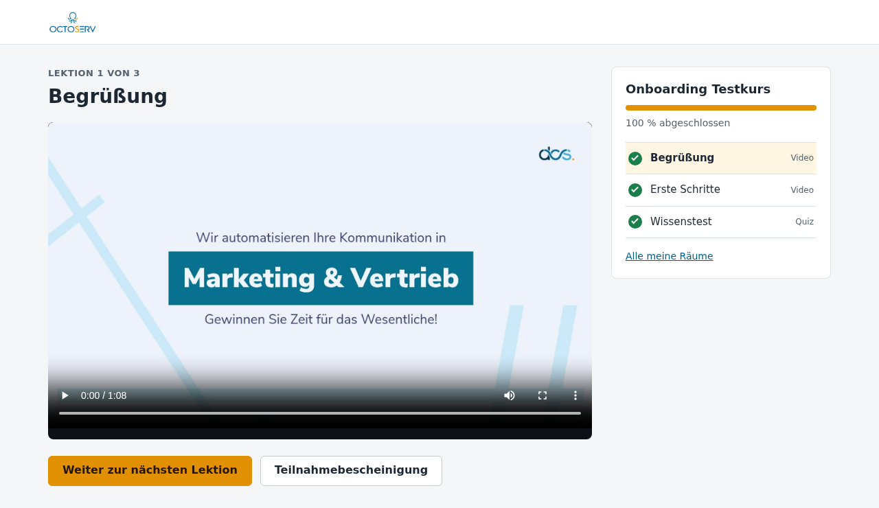 Ein Kurs mit Video, drei Lektionen rechts und dem Fortschritt